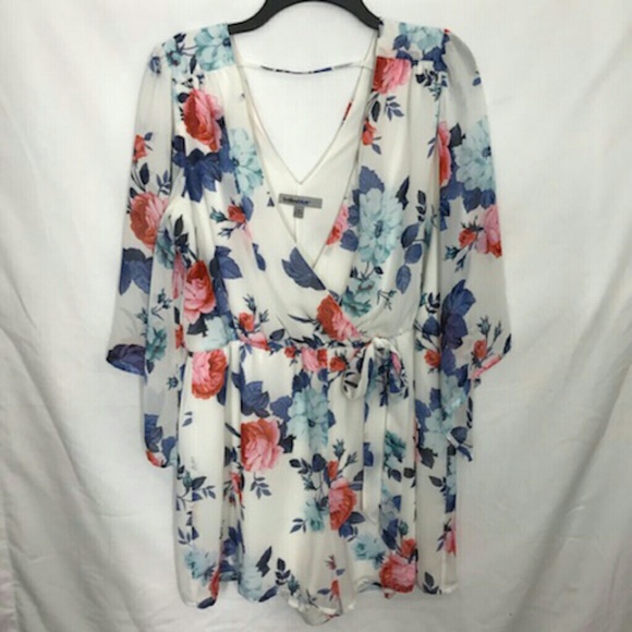 bailey blue Dresses & Skirts - Bailey Blue | white floral bell sleeve romper